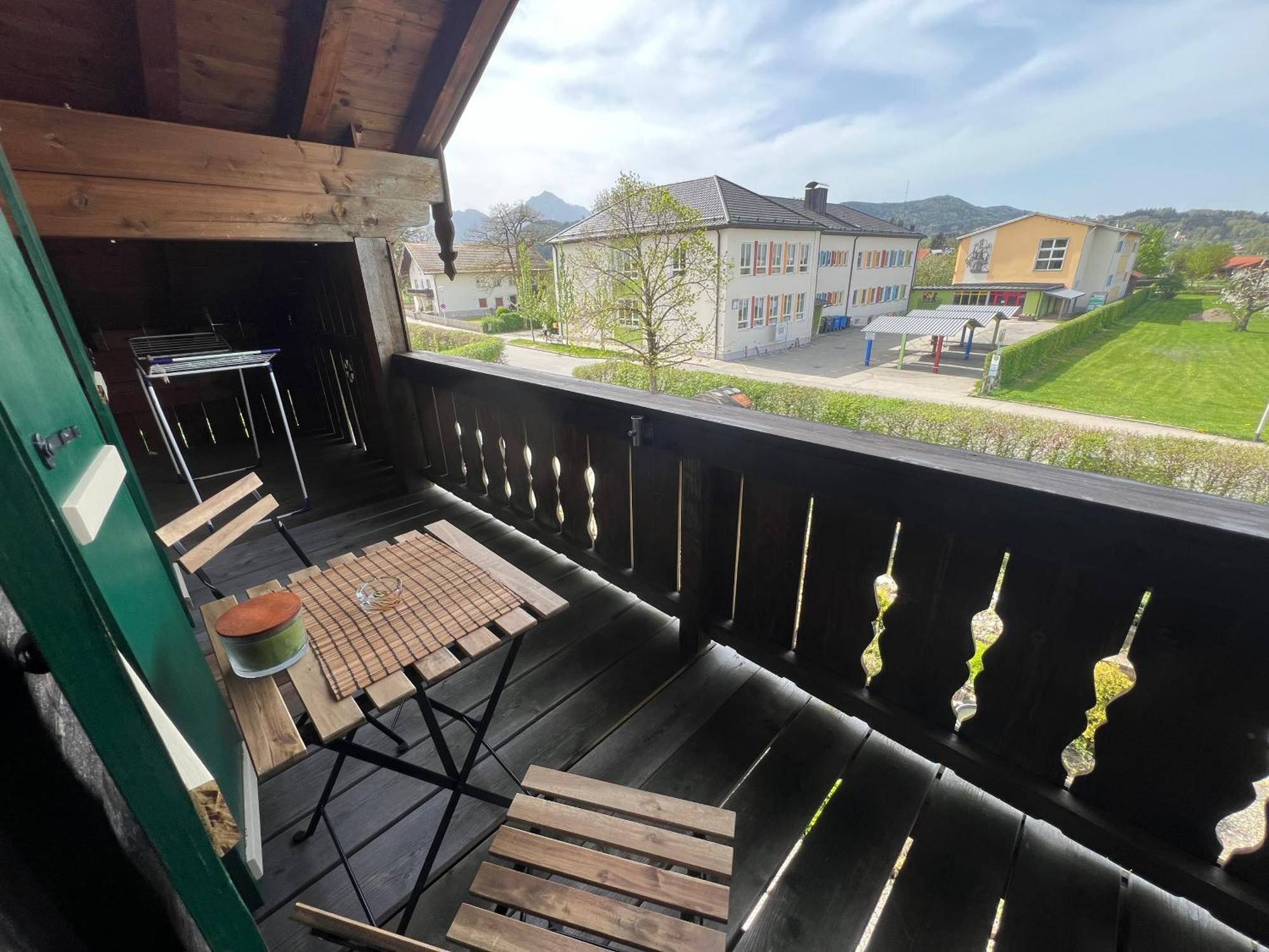 Gemuetliche Dachgeschosswohnung Mit Balkon Ainring Dış mekan fotoğraf