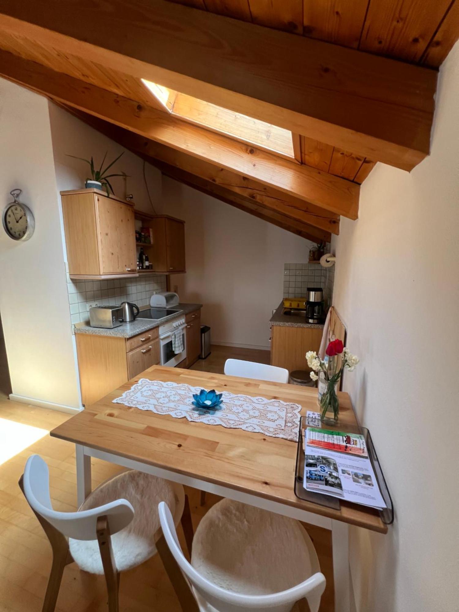 Gemuetliche Dachgeschosswohnung Mit Balkon Ainring Dış mekan fotoğraf