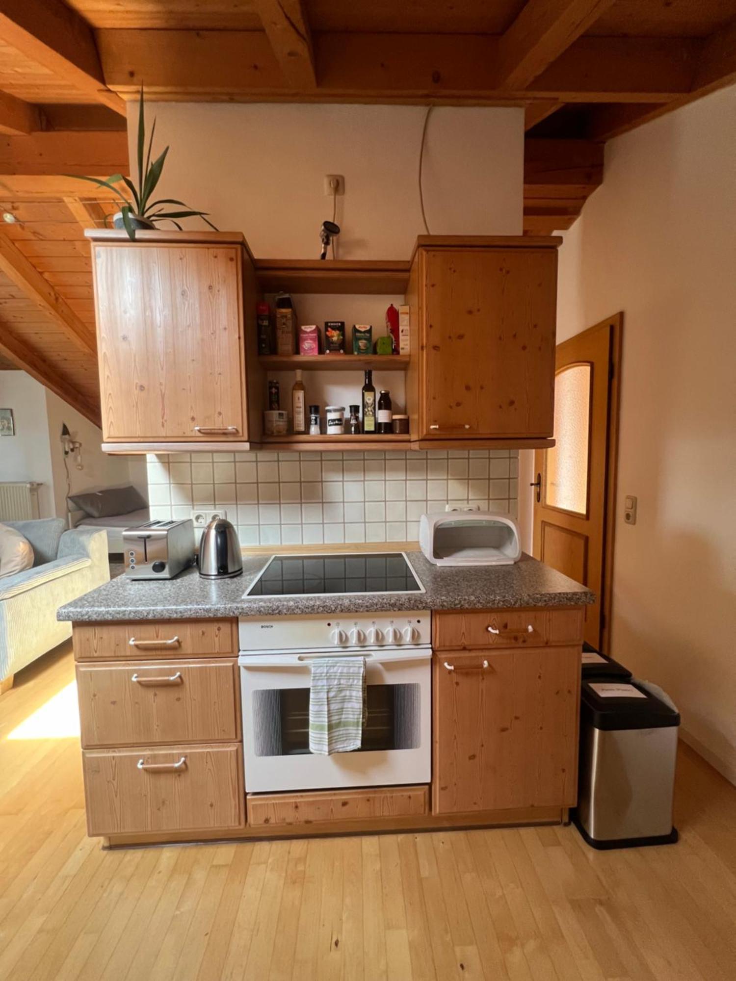Gemuetliche Dachgeschosswohnung Mit Balkon Ainring Dış mekan fotoğraf