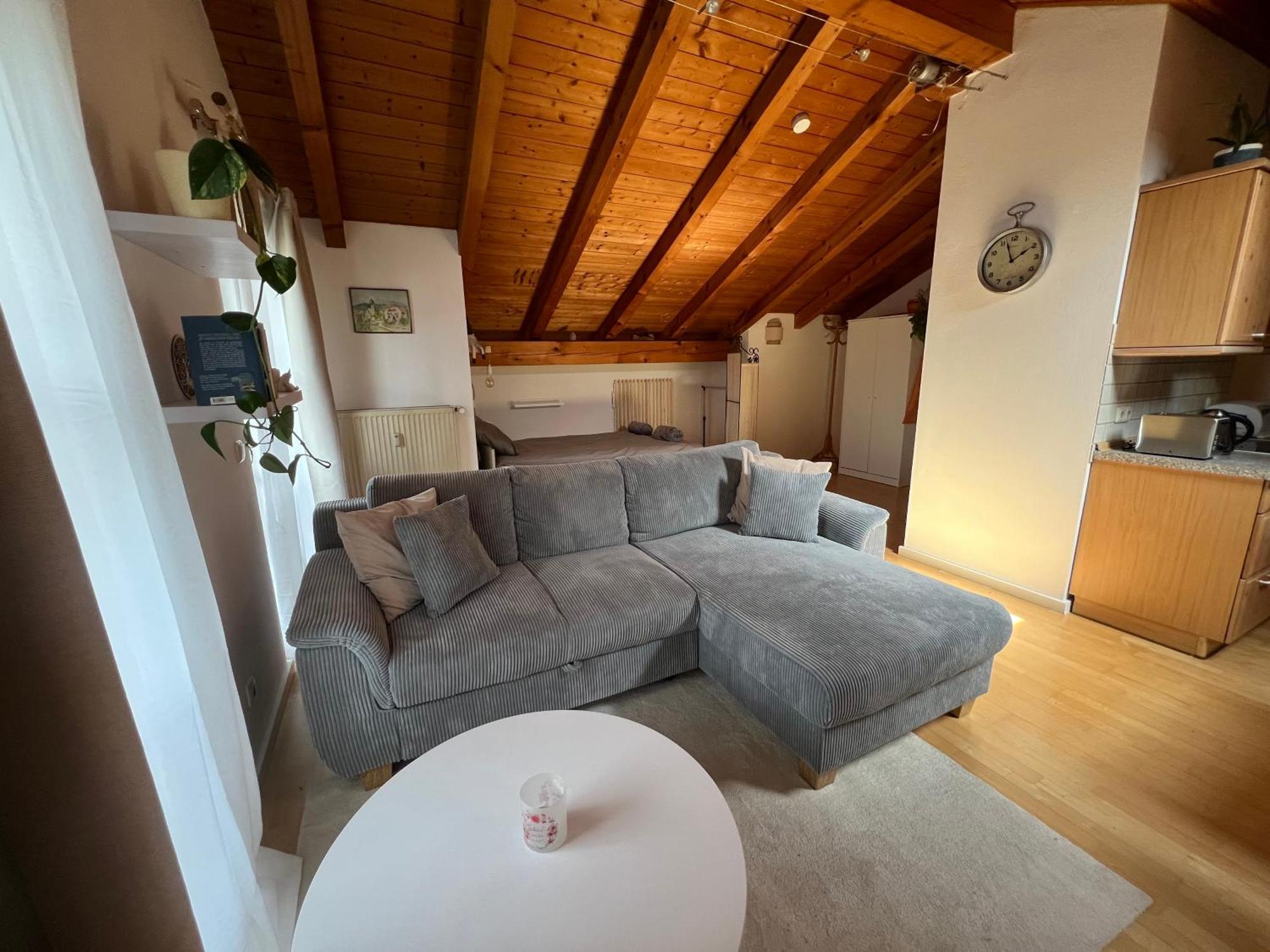 Gemuetliche Dachgeschosswohnung Mit Balkon Ainring Dış mekan fotoğraf
